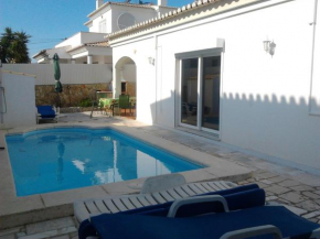 Vivenda Flandria with private pool - Free Wifi - Alvor
